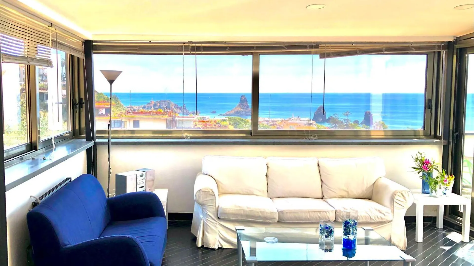 Belvedere Faraglioni Aci Castello